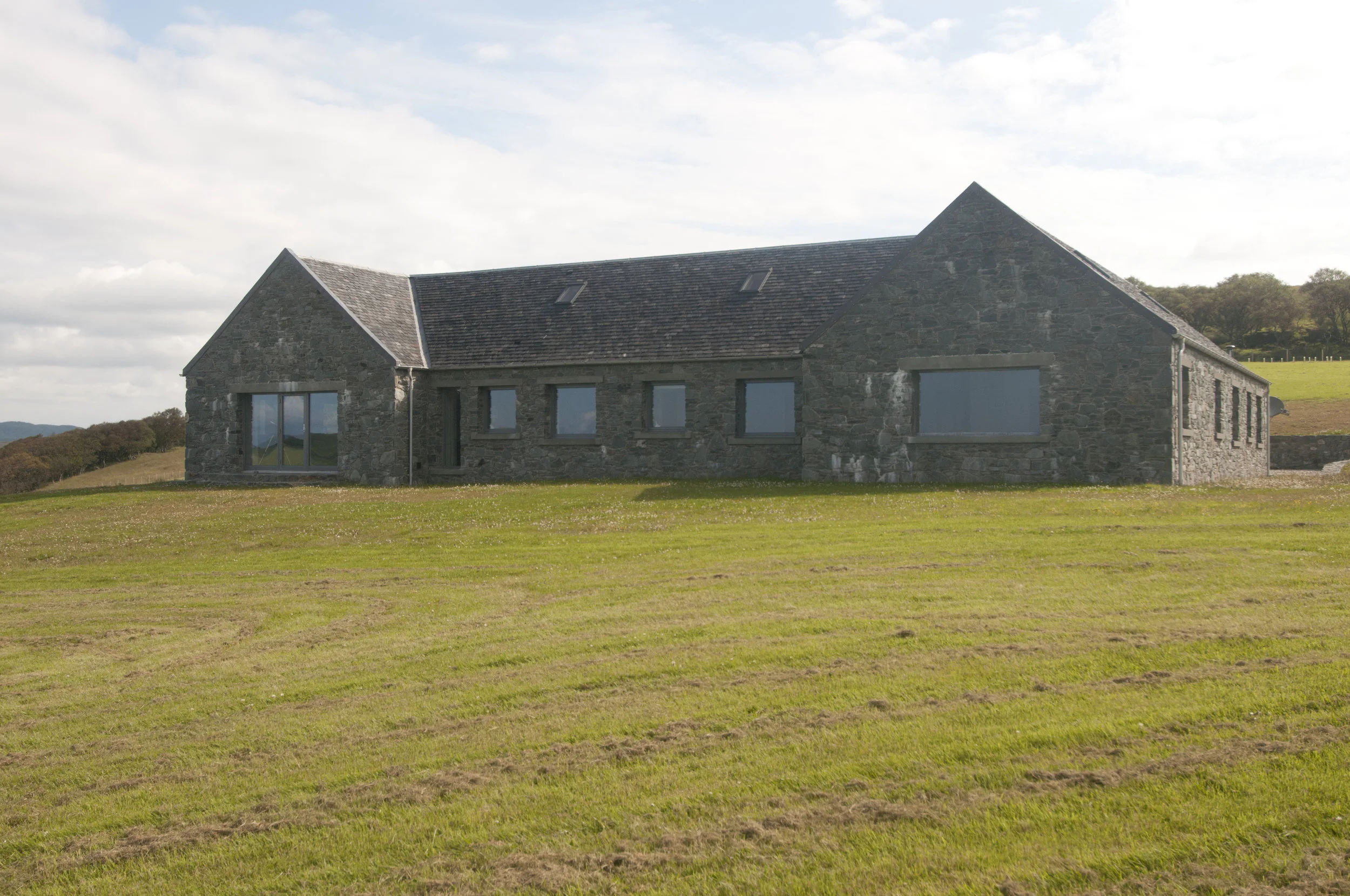 ferry-cottage-front.jpg