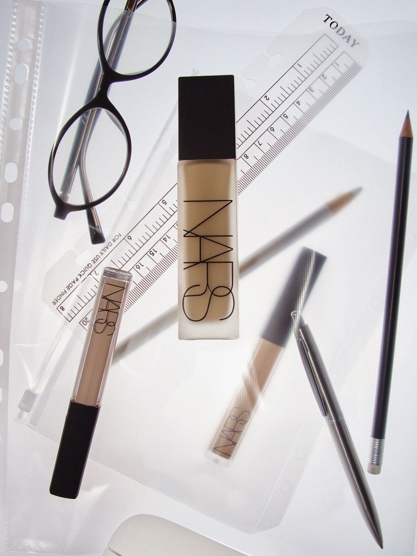 More images shot and styled for the @narsissist Natural Matte Longwear Foundation launch 🤎

With 
@grannypantsmomo 
@mariahlleonard 
@brookebunce