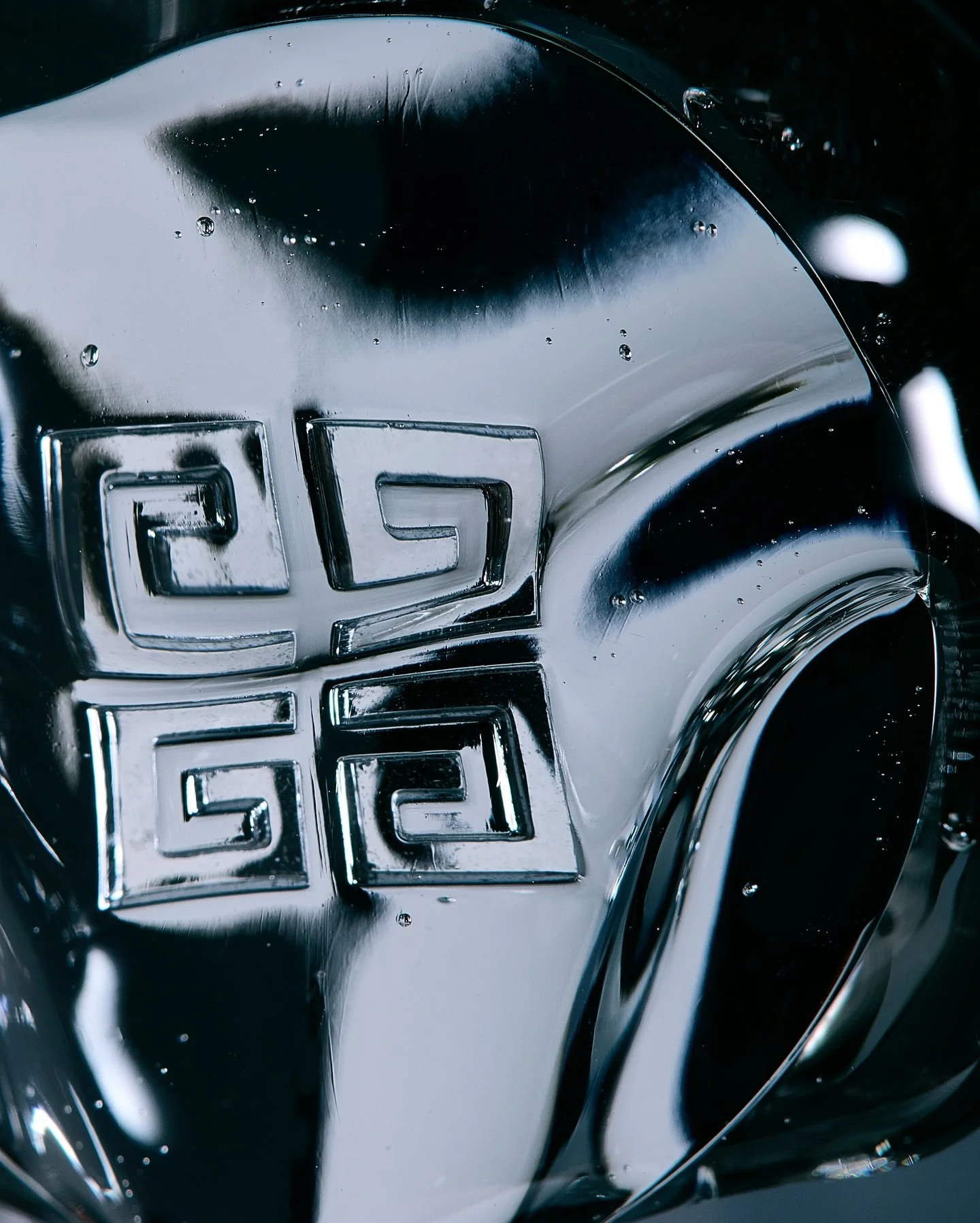 Melting with @givenchybeauty