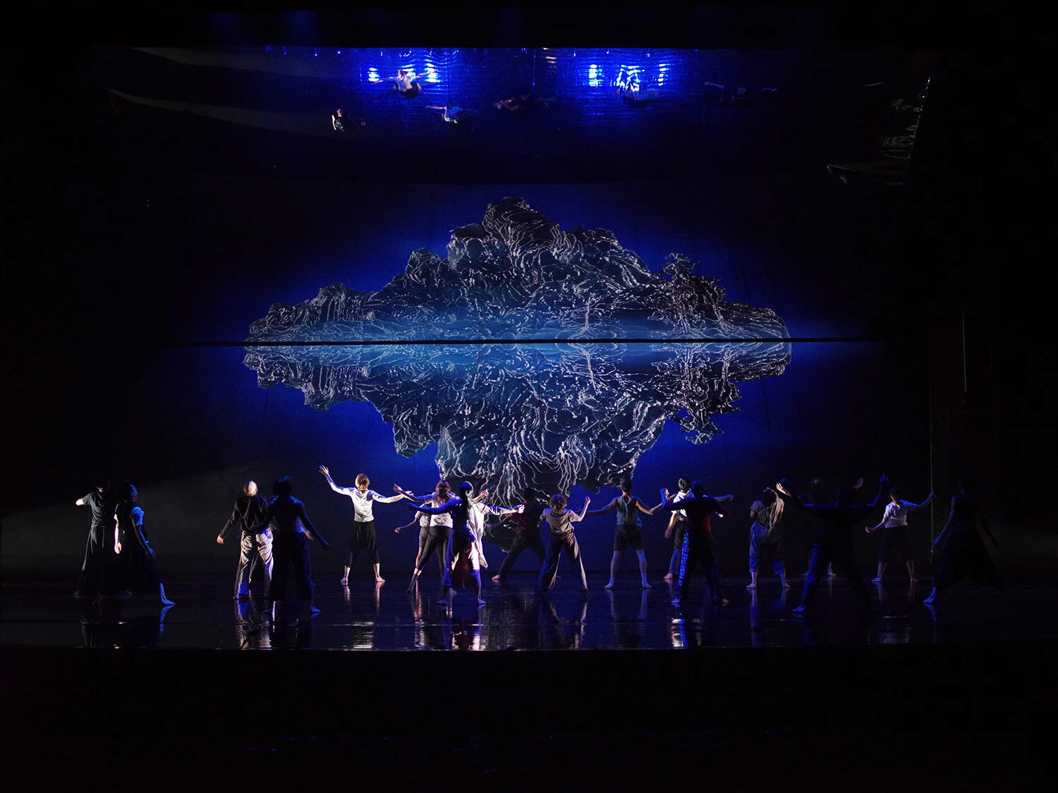  Assistant-scenic Design  