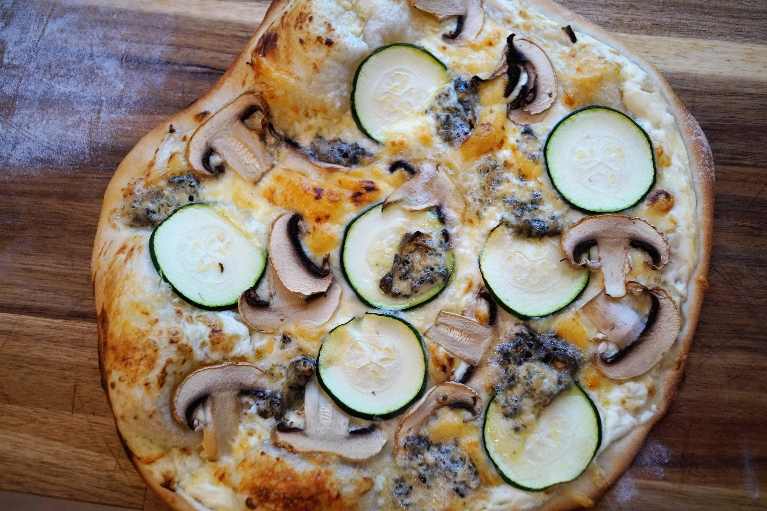 pizza bianco.jpg