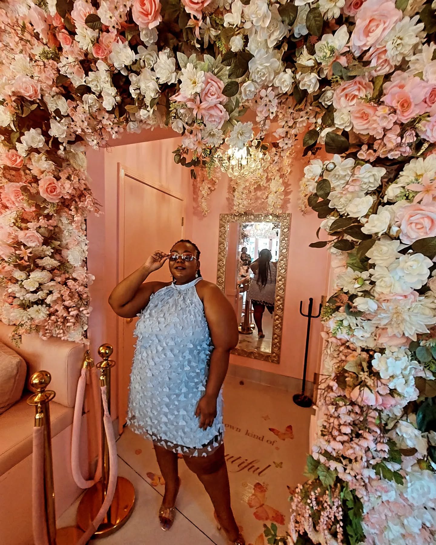 In order to be irreplaceable one must always be different. 

#onsundayswebrunch #weworktotravel #curvygirltravels #jamaicanblogger #sashbach2023 #astoldbynella #blackgirlstraveltoo #blacktravelfeed #travelnoire #caribbeangirlswhotravel #exploremore