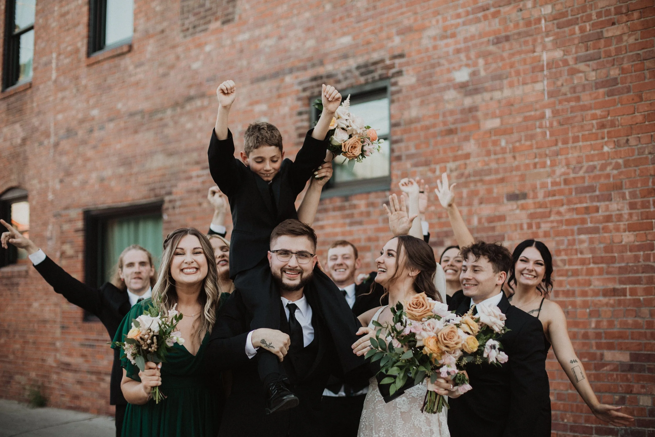 LOGAN &amp; HOPE - IA