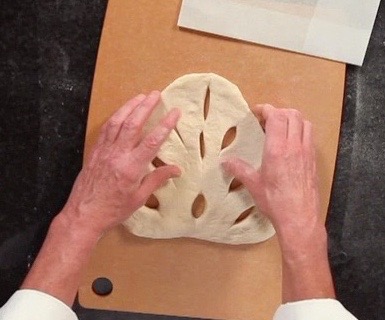fougasse crop.jpg