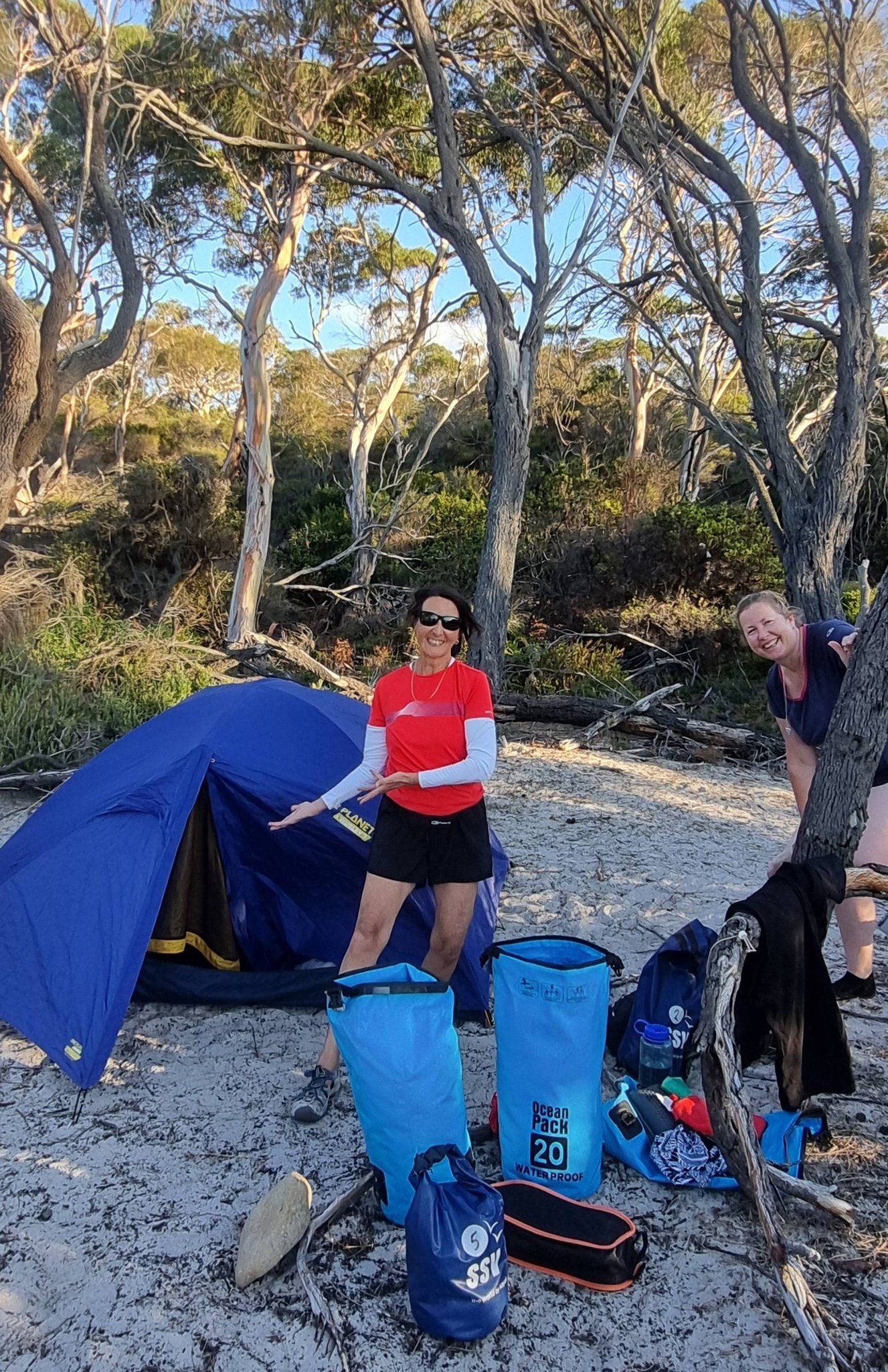 Freycinet Jo W and Nerida with tent.jpg