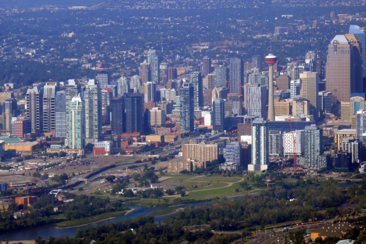 Calgary City_Canada_Rockies.jpg