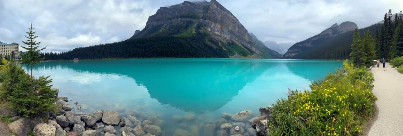 Lake_Louise_Canada_Rockies.jpg