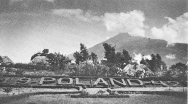La scritta “Poland 1942” all'ingresso di Tengeru.