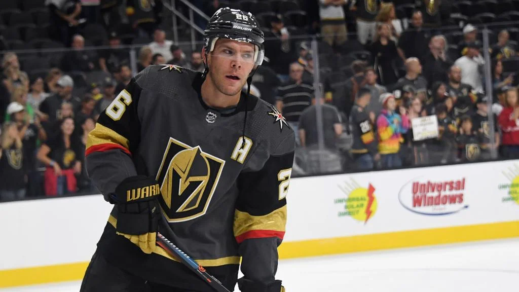 Paul Statny con la maglia dei Vegas Golden Nights (foto nhl.com).