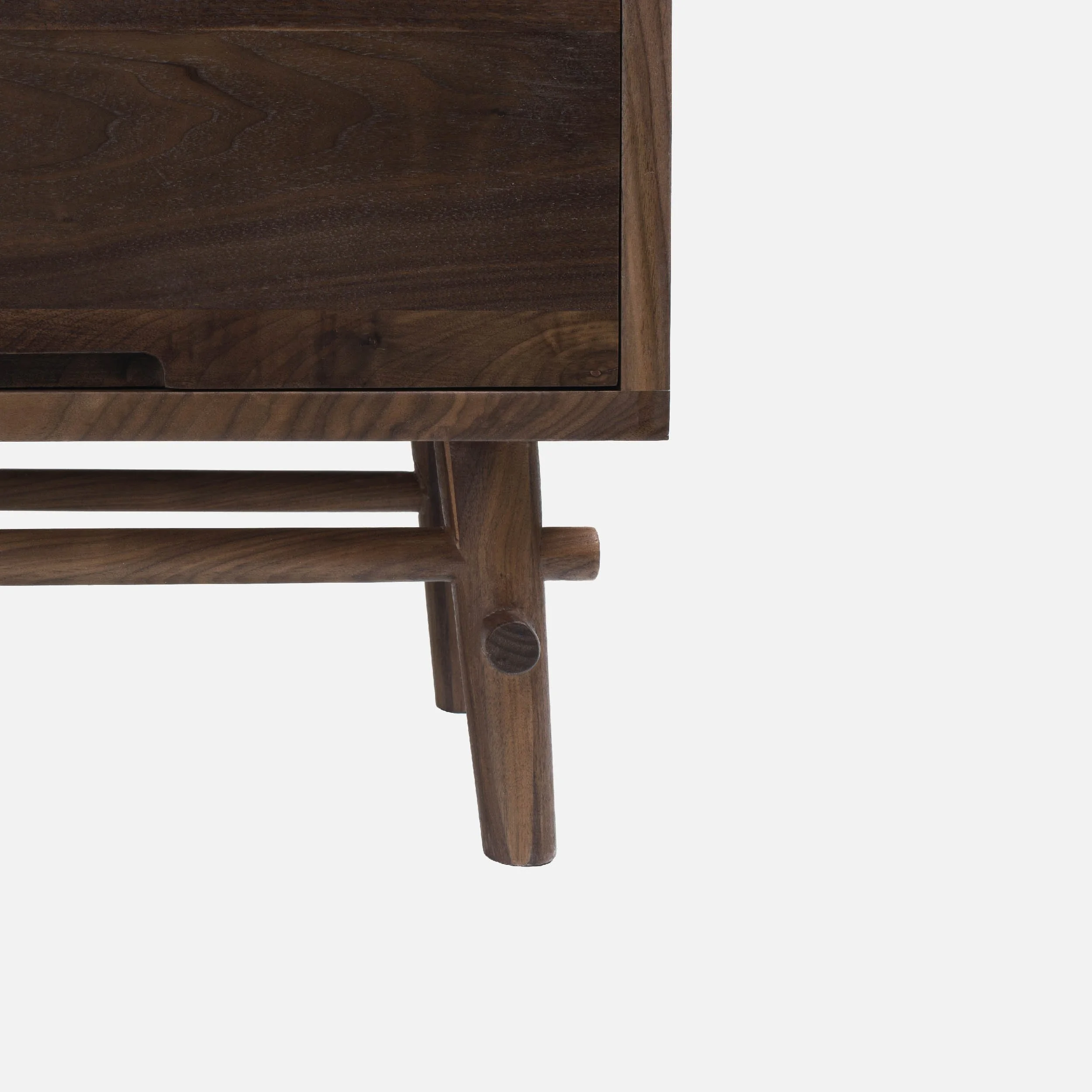 asti-walnut-3_1642ff9f-4e90-4402-b0ff-8ed01a48b61b.jpg
