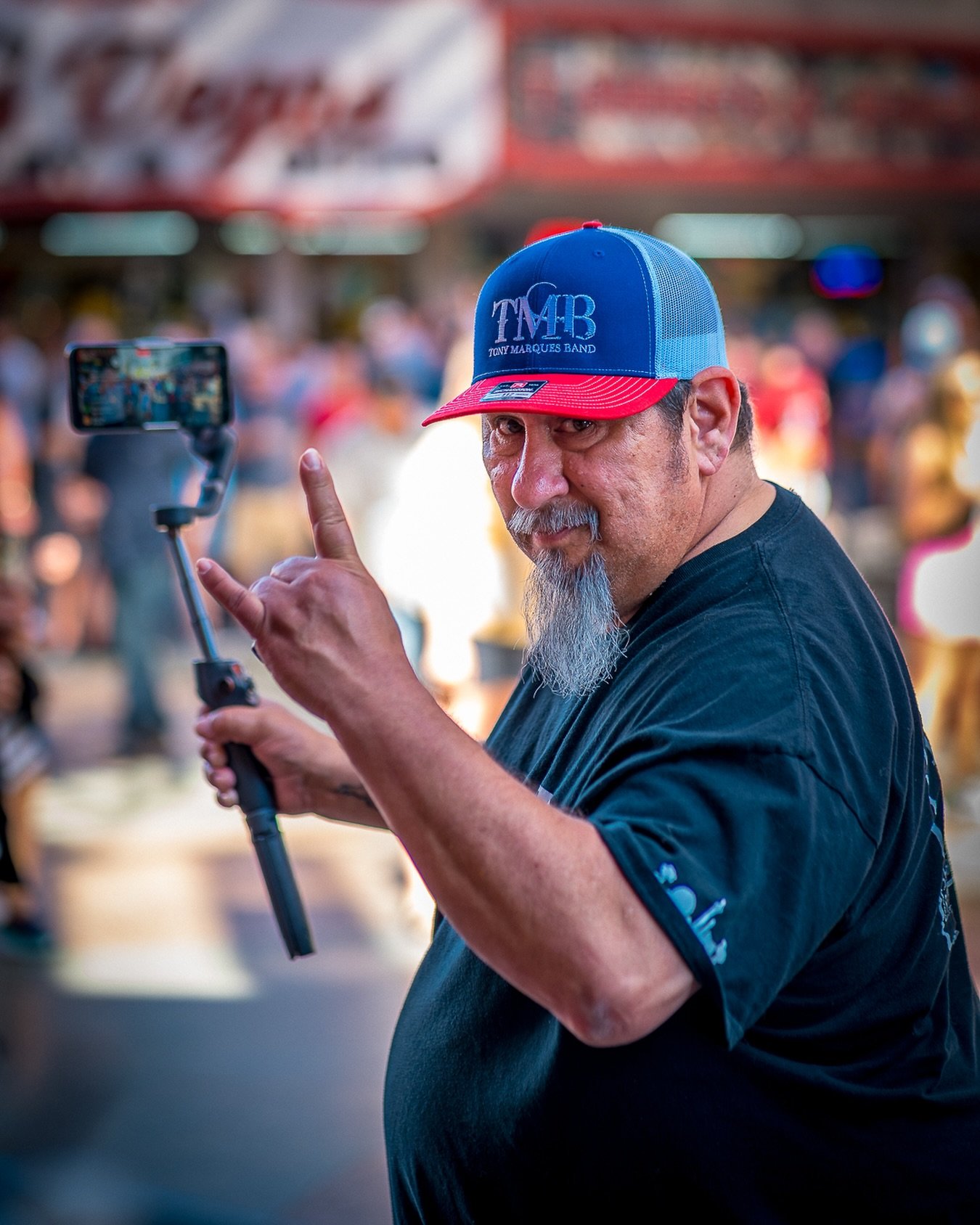 Faces of Fremont: @thee.other.mee 
.
.
.
.
#youtuber #streamer #first #fremontstreetexperience #straightouttavegas