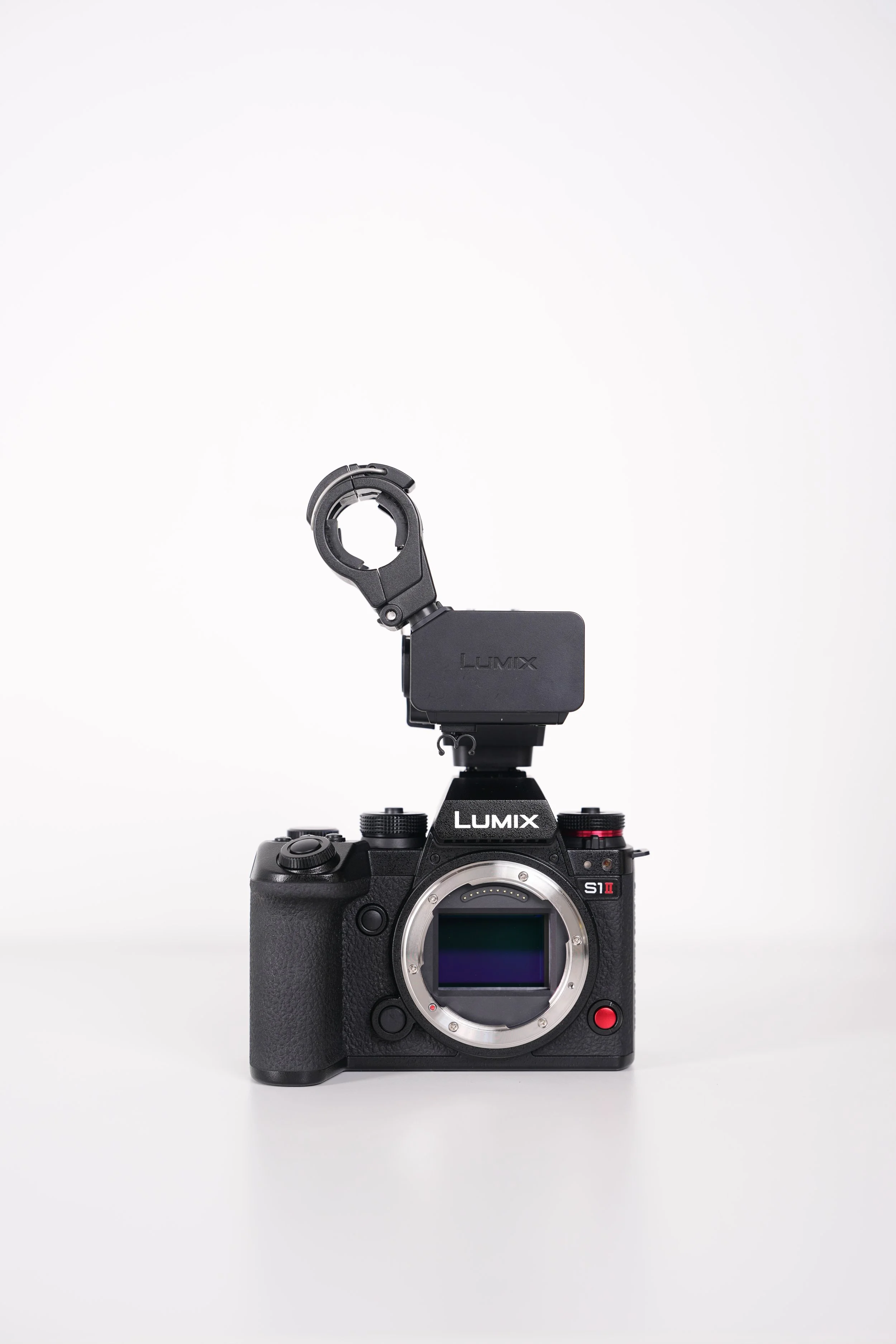  Lumix S1 II $250 for 2 weekdays or $320/weekend (3 days Fri-Sun) 