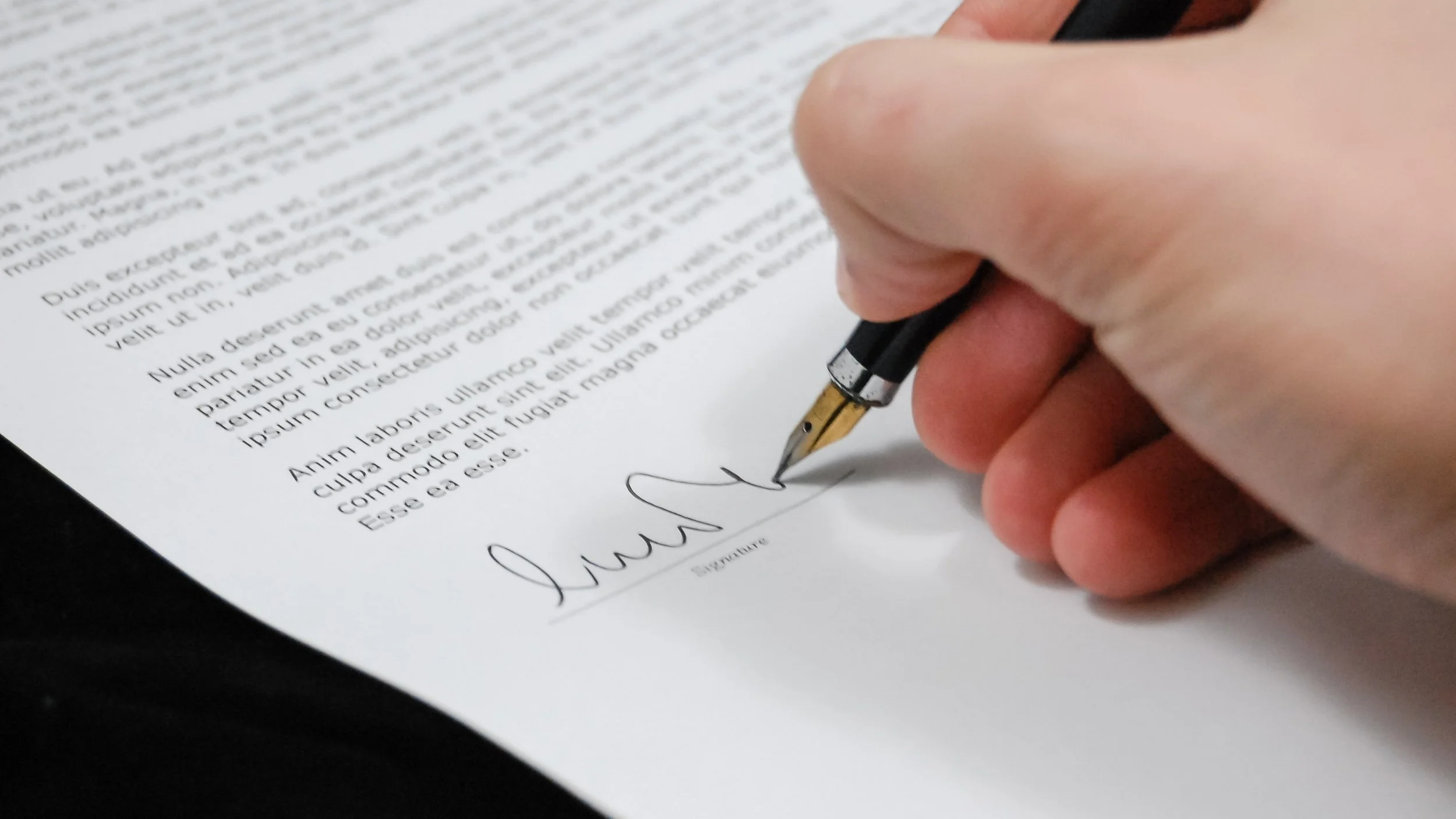 close-up-contract-document-48148.jpg