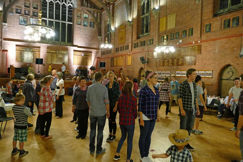 Barn Dance 02.jpg