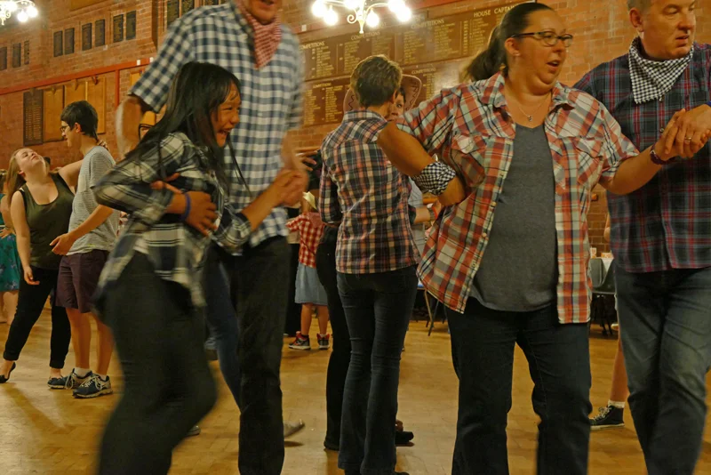 Barn Dance 04.jpg