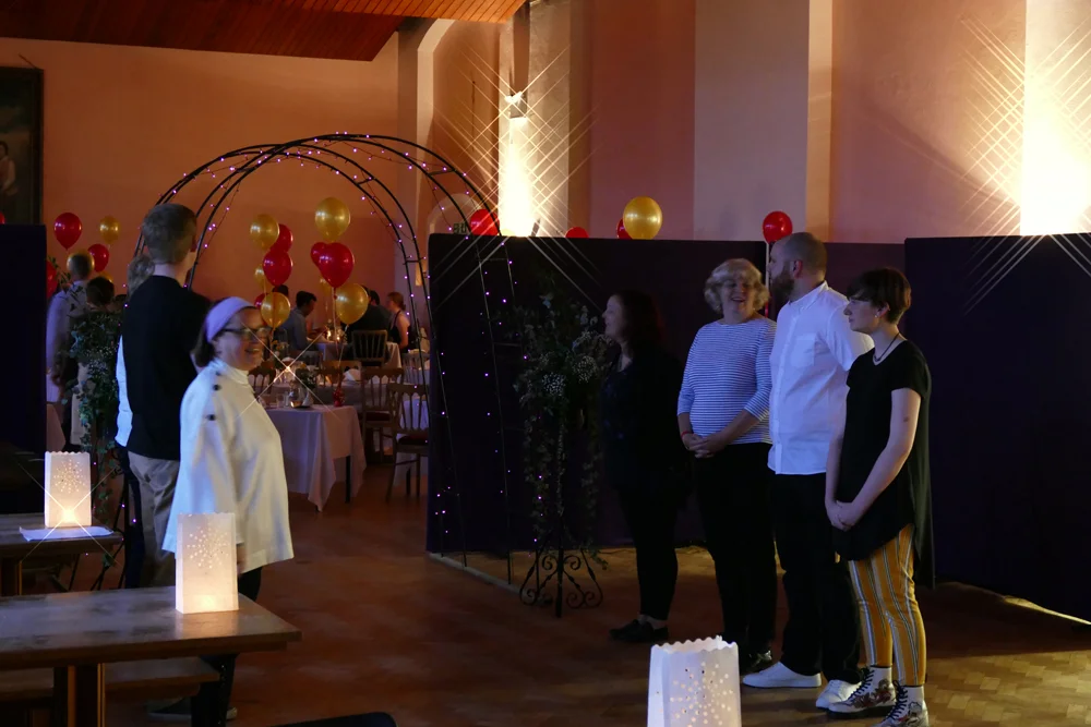 Bistro 05.jpg