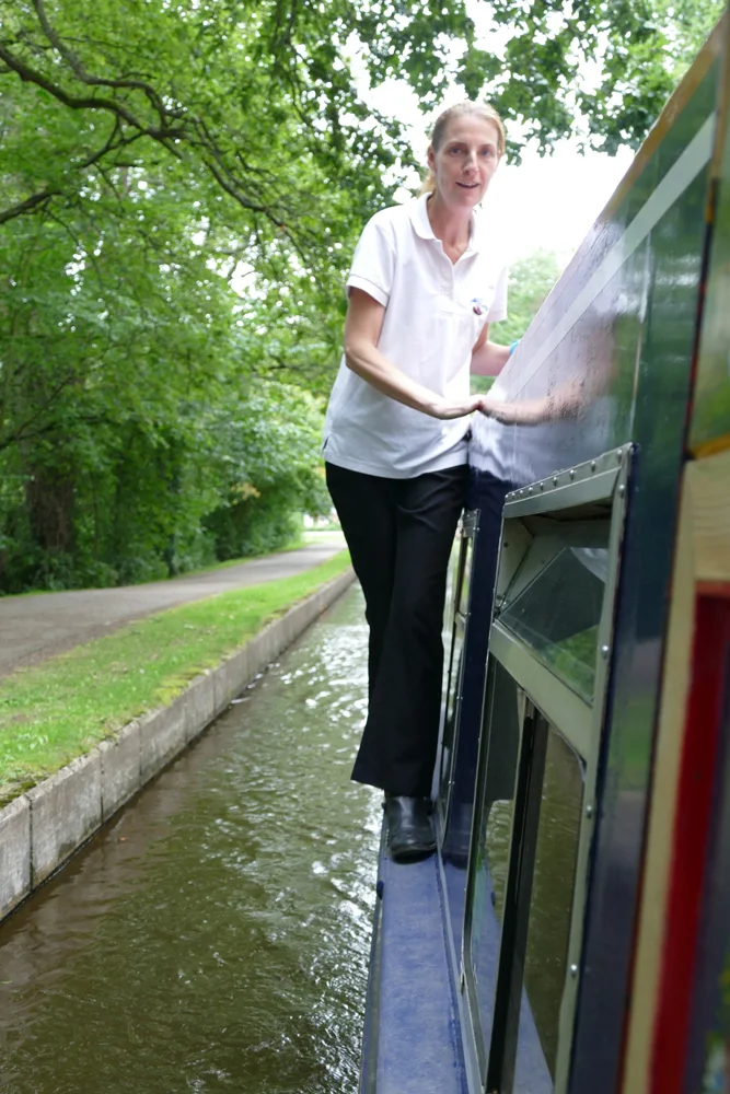 Llangollen Canal Boat Trip 08.jpg
