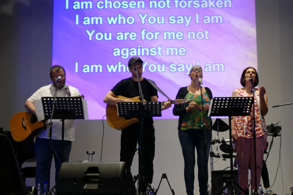 Sunday Evening Service 01.jpg