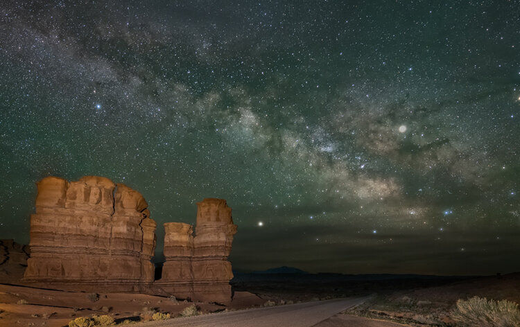 Hoodos are thin spire of rock protruding from the bottom of an arid drainage basin.
