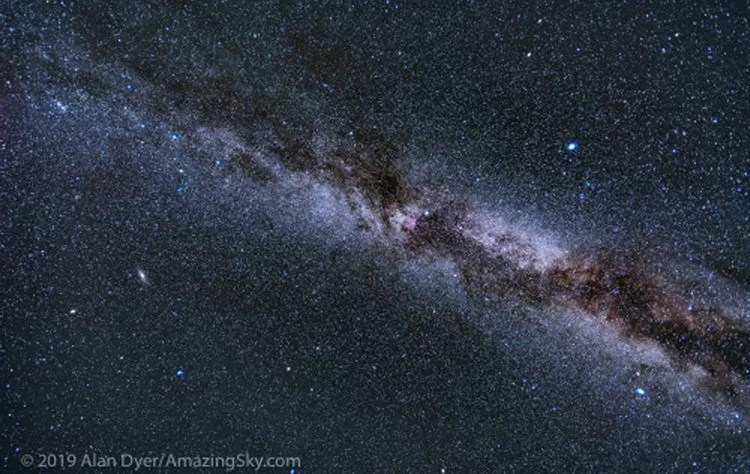 This is a stack of 8 x 2-minute exposures with the Venus Optics Laowa 15mm lens at f/2 and Sony a7III at ISO 800, on the Sky-Watcher Star Adventurer tracker. A single exposure taken through the Kenko Softon A filter layered in with Lighten mode adds…