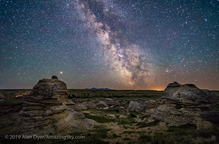 This is a stack of 12 exposures for the ground, mean combined to smooth noise, and one exposure for the sky, all 30 seconds at f/2 with the Laowa 15mm lens on the Sony a7III camera at ISO 6400. These were the last frames in a 340-frame time-lapse se…