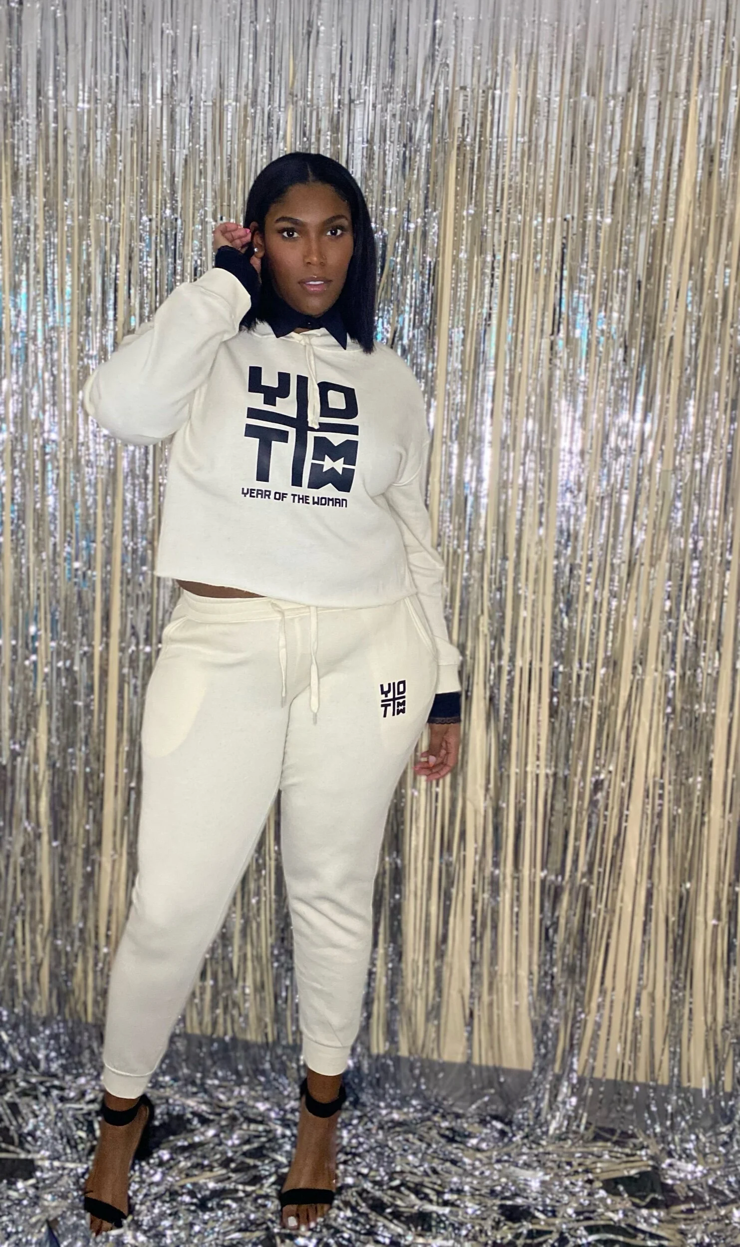 8D4F5FF8-7747-42CA-B5A7-C38F59140DC0