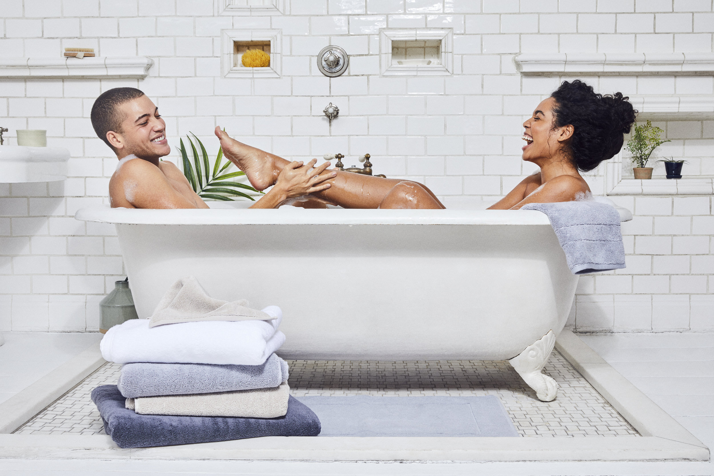 2018_012_Brooklinen_Shot_07_085x.jpg