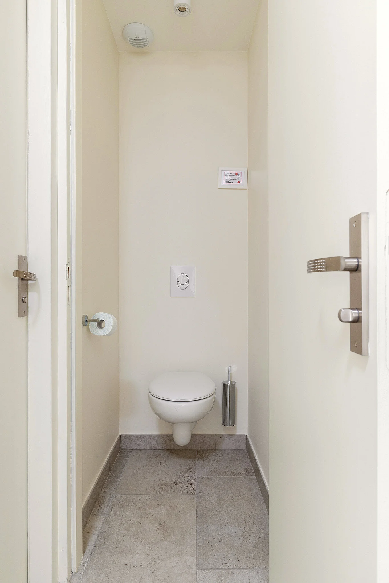 Malaucene_Apartment_6-28.jpg