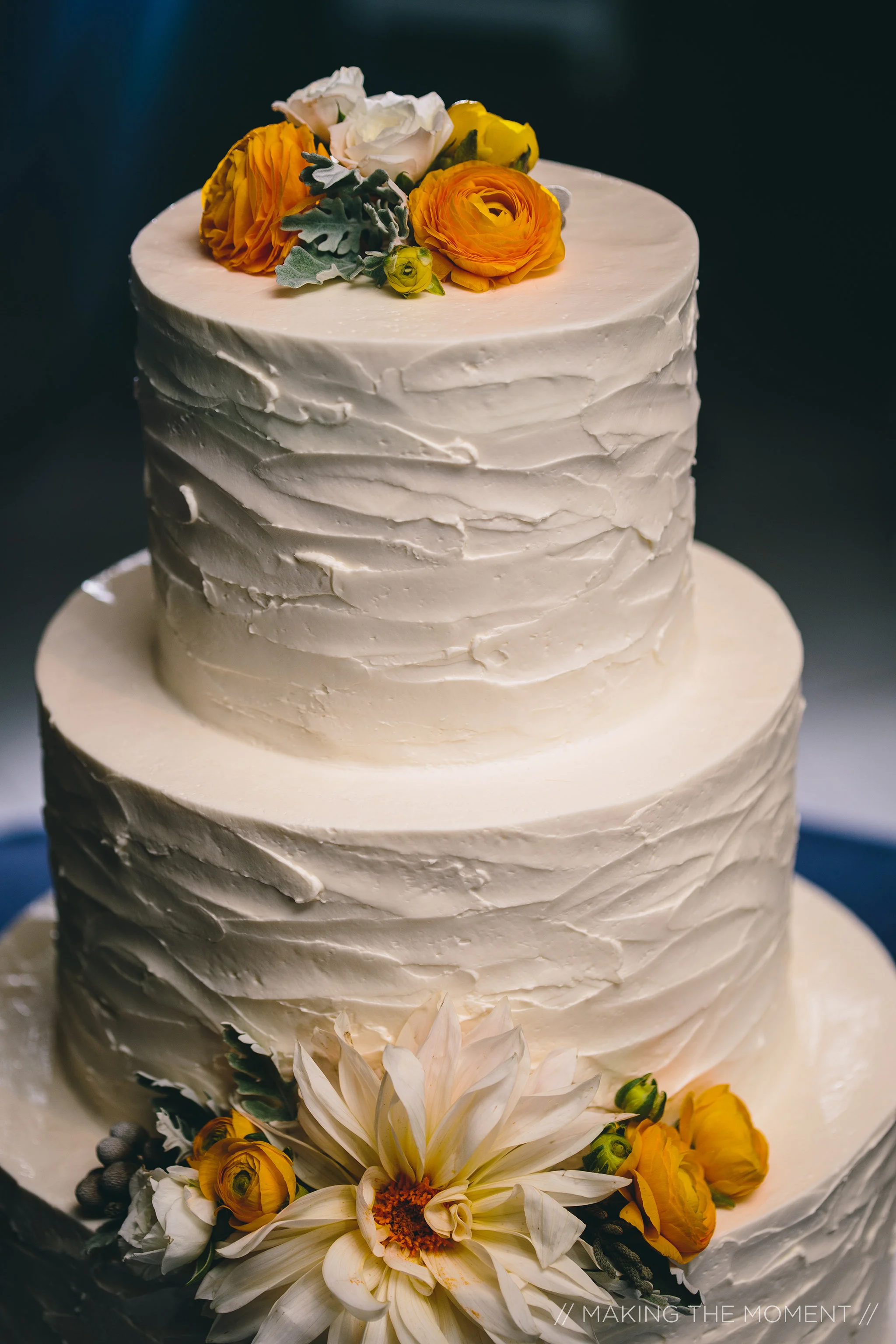 Wedding cake by Luna Bakery Cafe