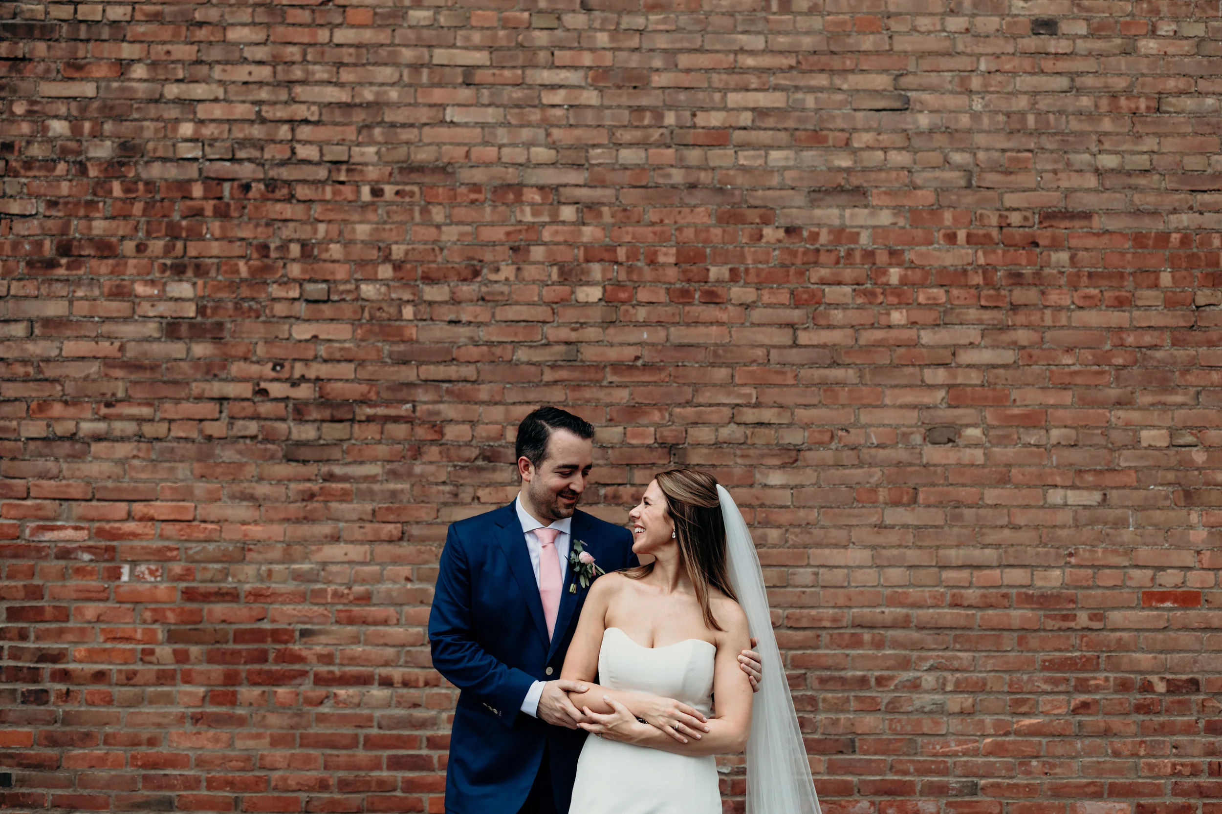 ClevelandWedding-JoeLaura-MJPHOTO-718.jpg