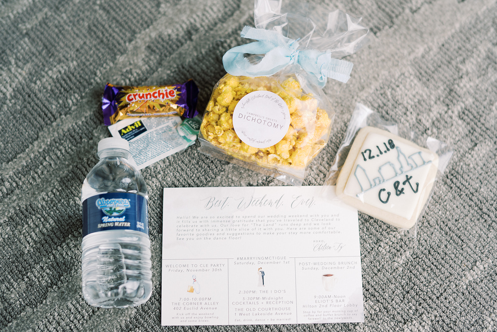 Wedding Welcome Bags: Here's What to Put in Them