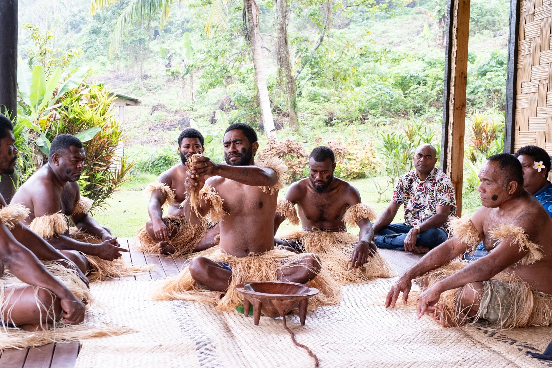 FIJI-Maniavatu-wwaterfall-563873.jpg