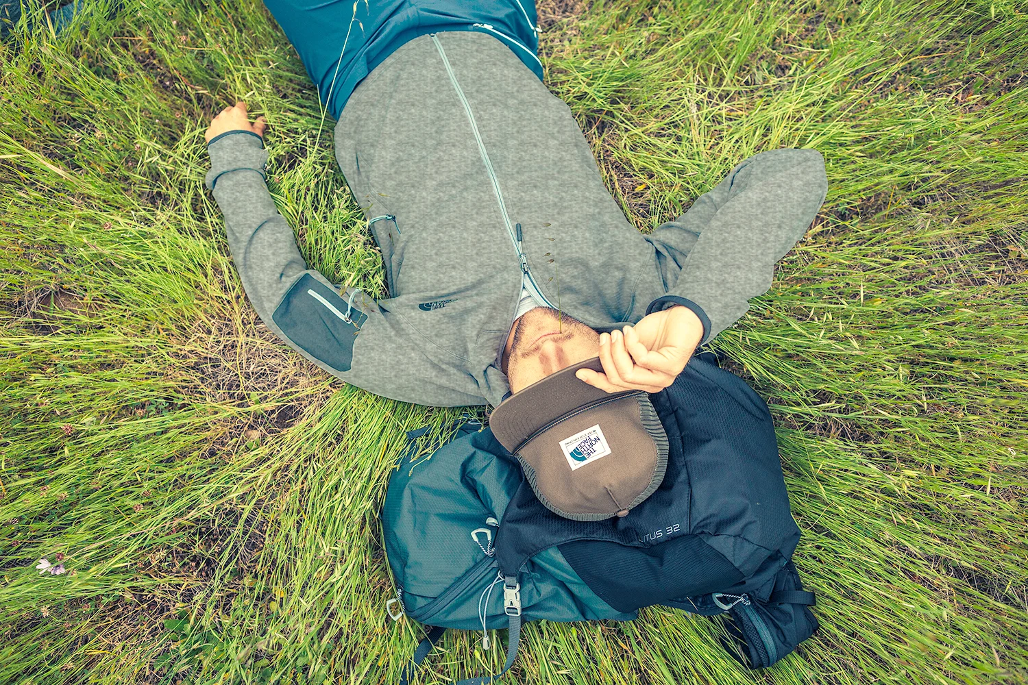 _TNF_F18_Hike-grass with pattern fill.jpg