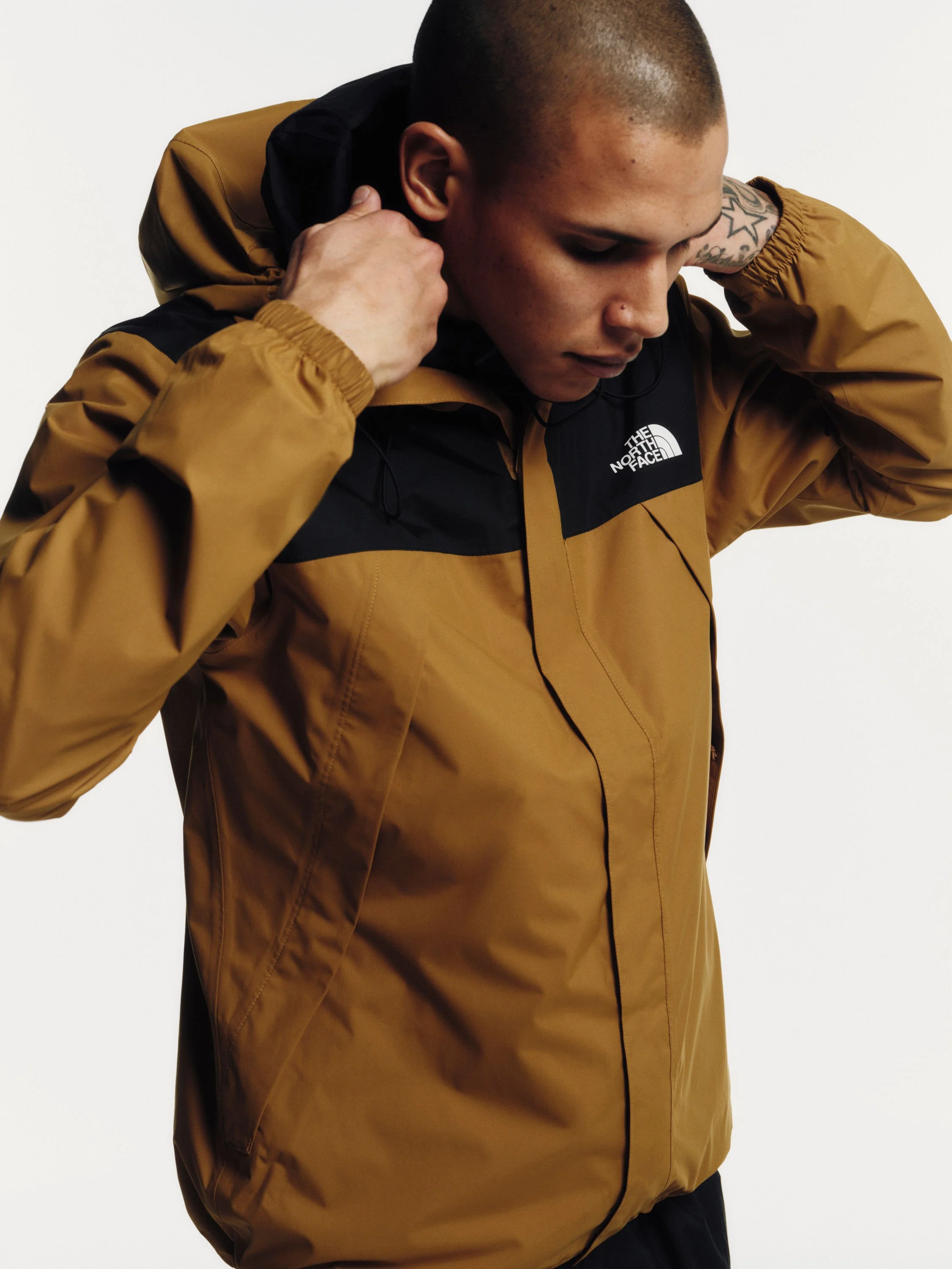TNF_FF25_MENS_ANTORA_JACKET_BROWN_349_CROP.jpg