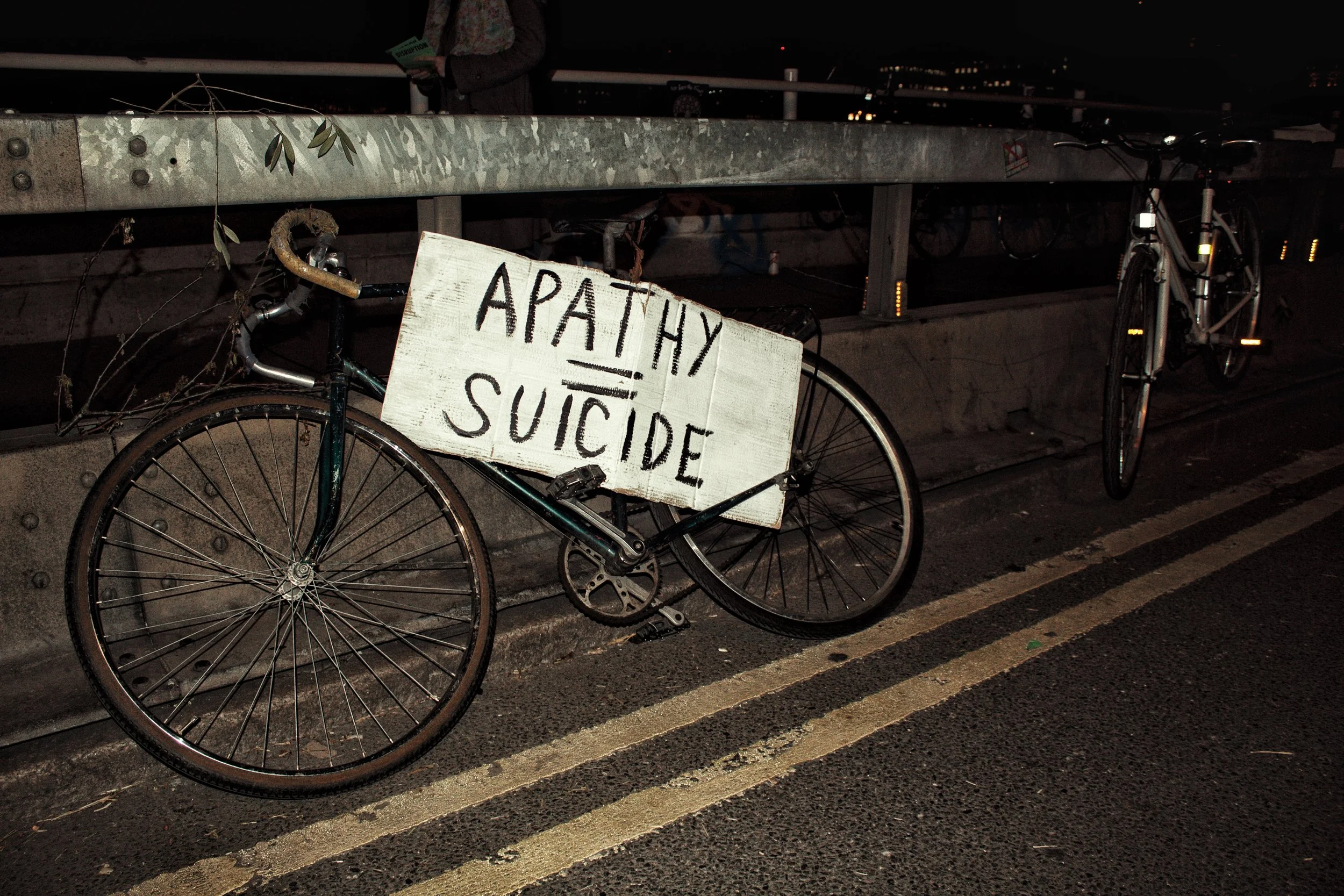 Angela Christofilou_XR protests bridges takeover 2019_070.jpg
