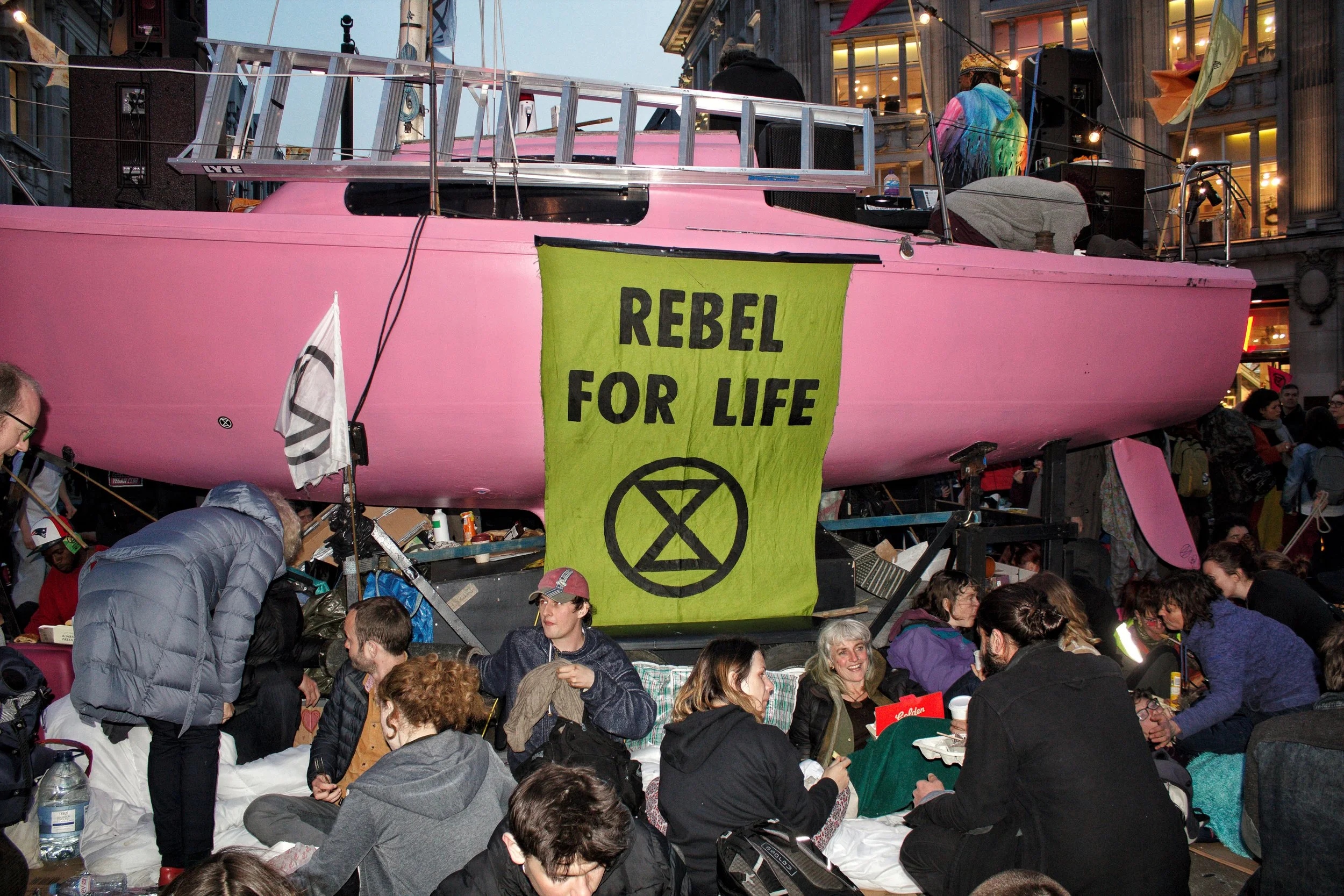 Angela Christofilou_XR protests bridges takeover 2019_066.jpg