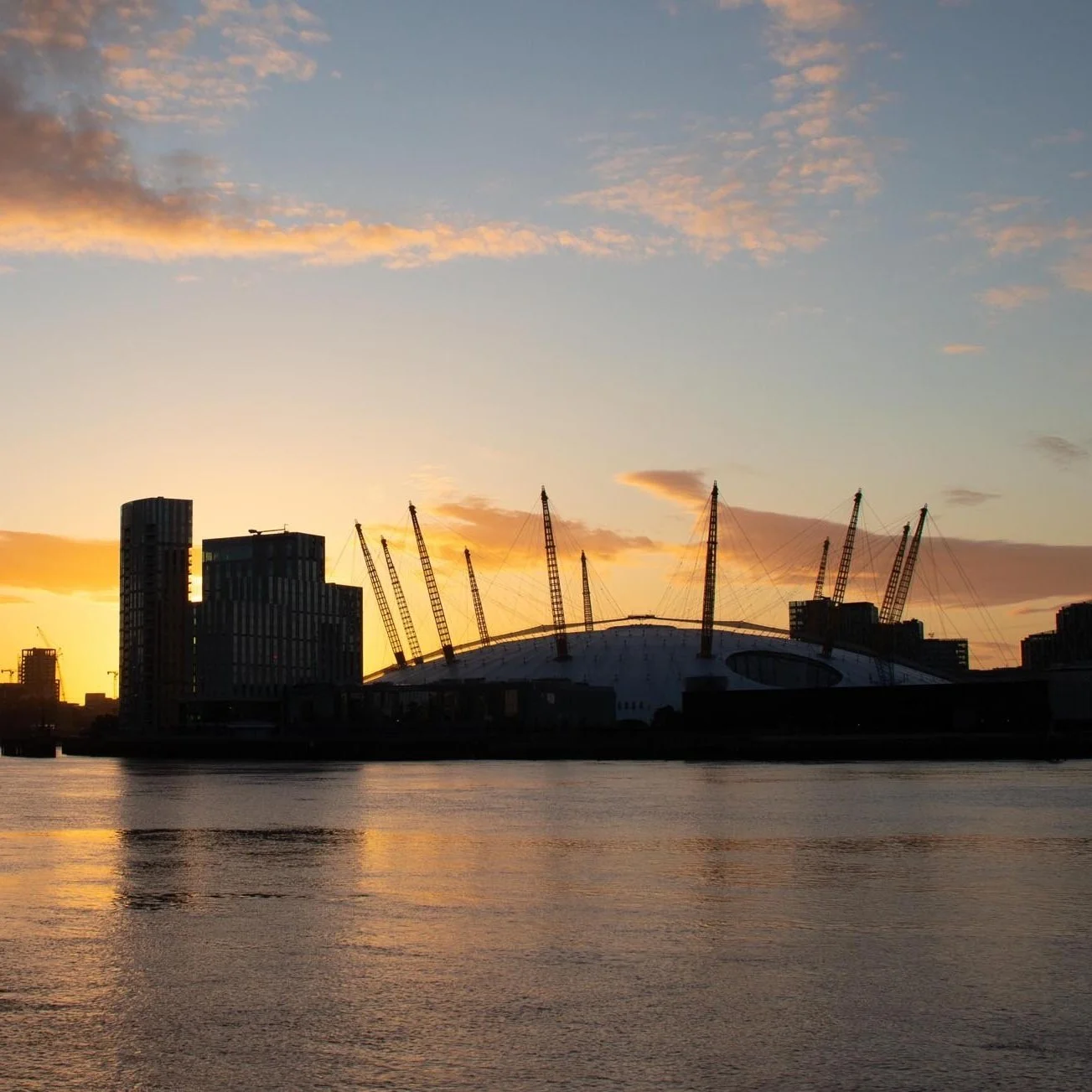 First time out making a video in London since lockdown - sunrise at the O2 and Canary Wharf