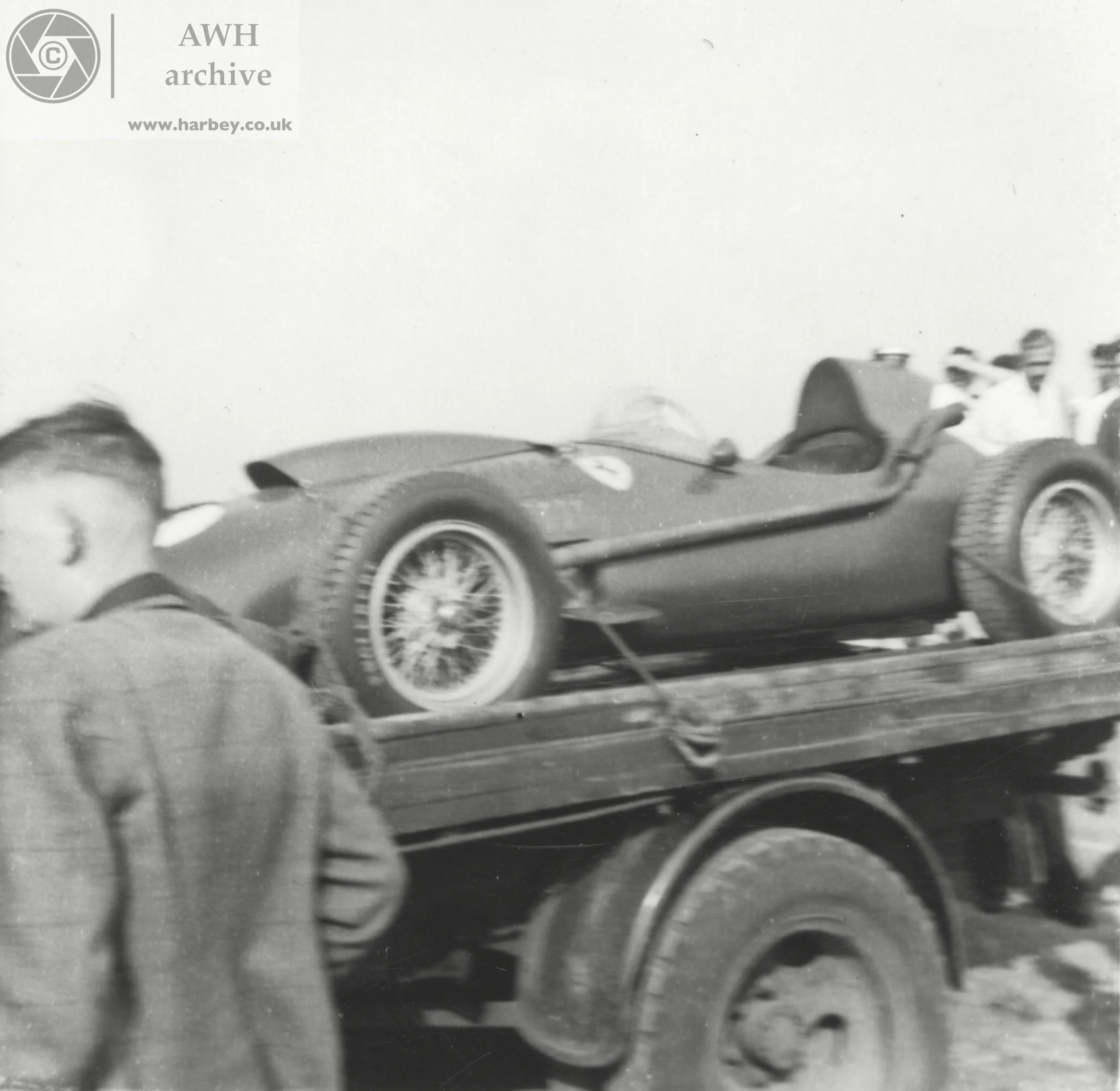 4 1958 silverstone ferrari von trips retd ?.jpg