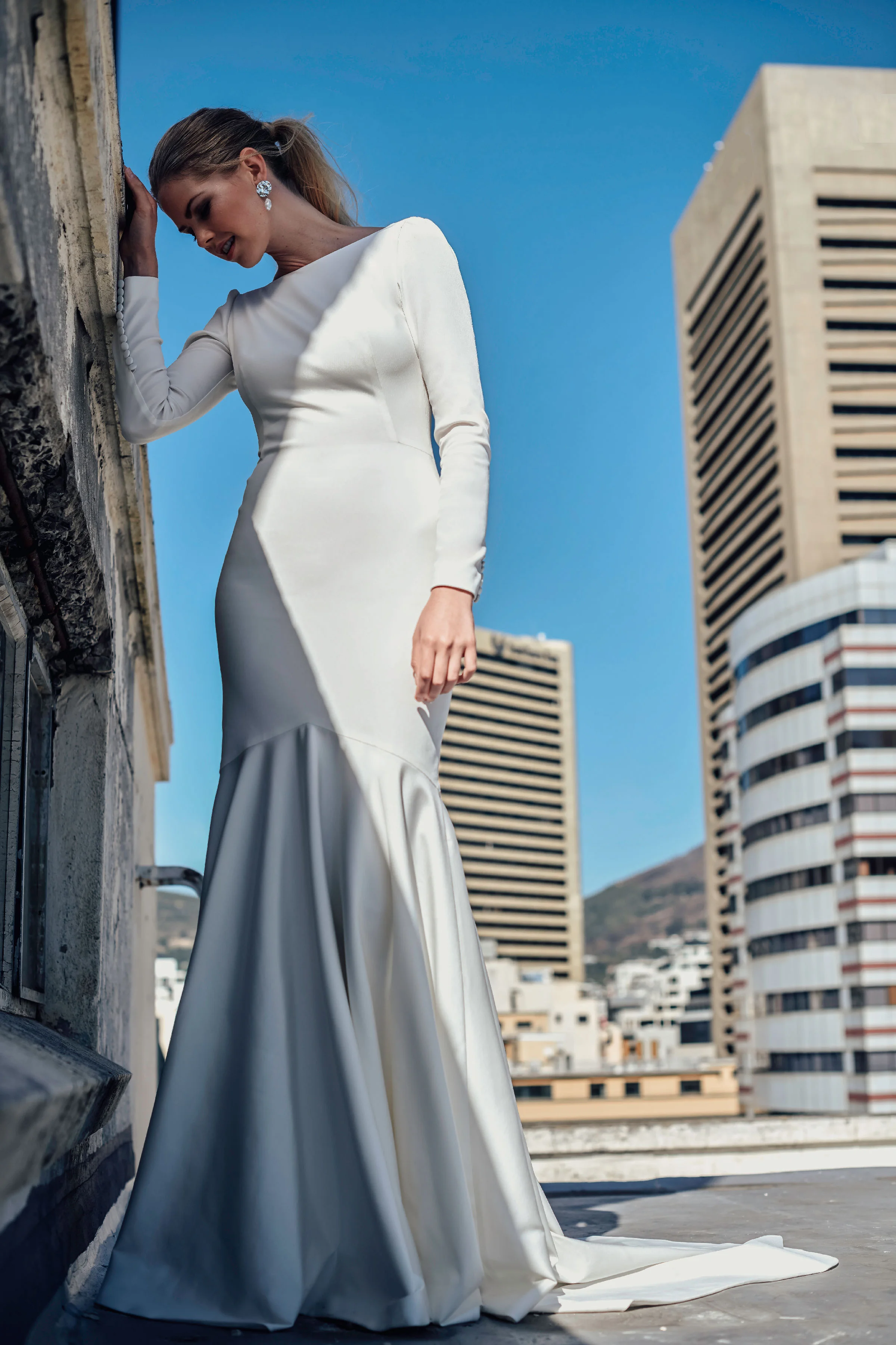 sweetheart neckline mermaid cut with tulip sleeves