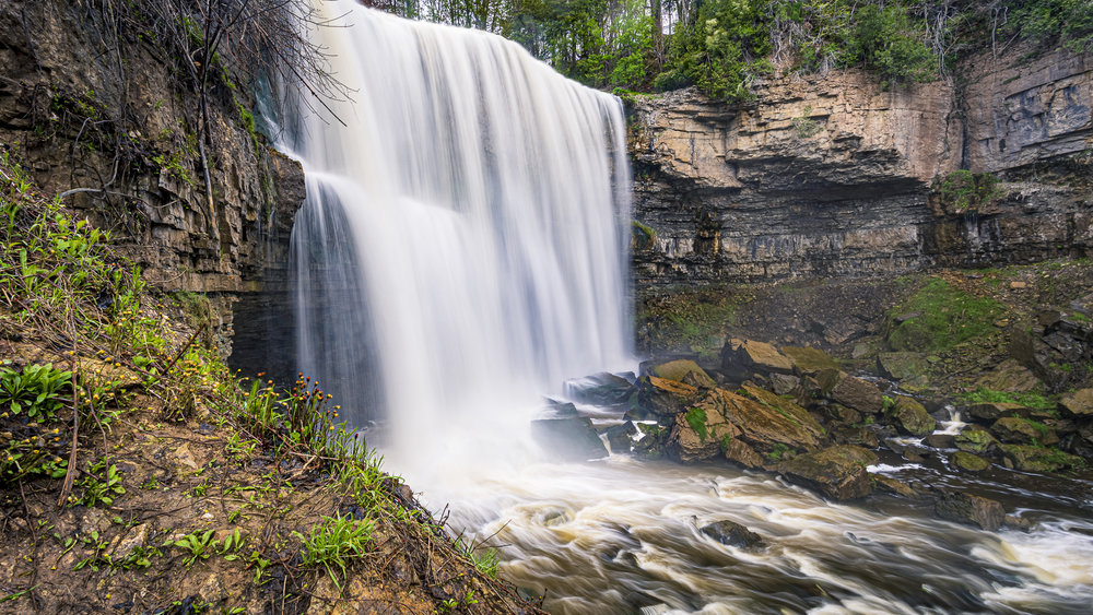 Spencer Gorge Victoria Day