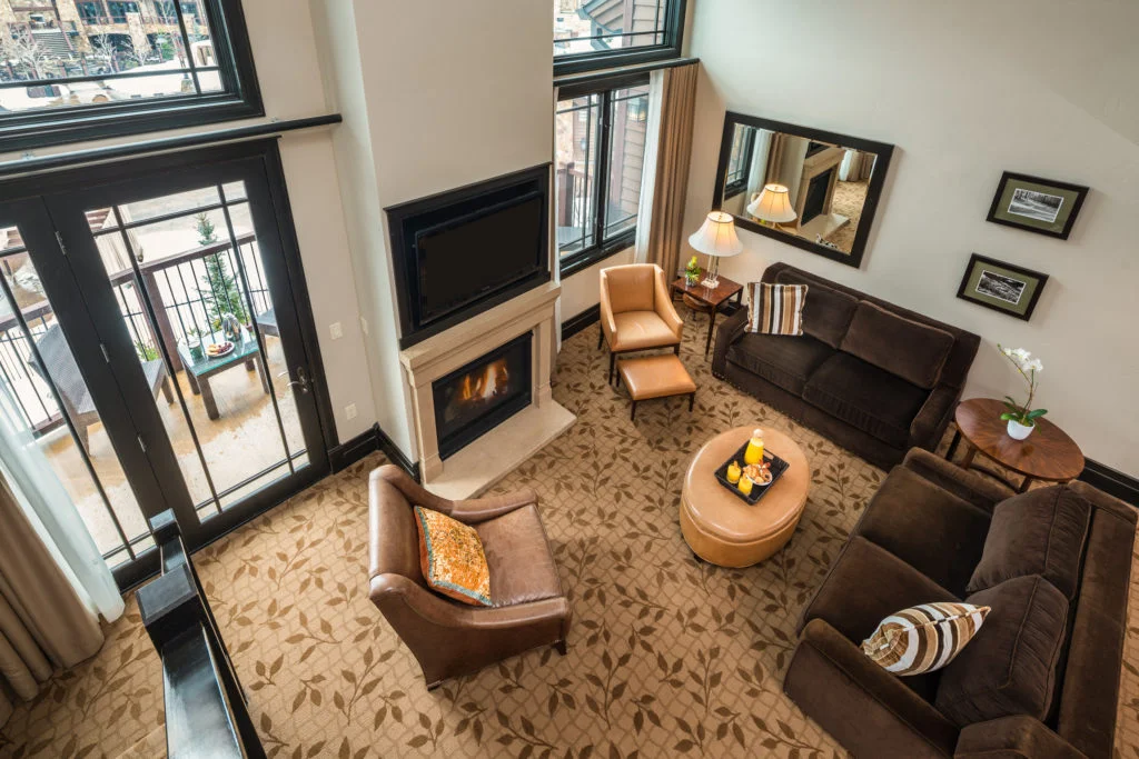 Utah_WaldorfAstoria2BedroomBi-LevelSuite_01-1024x683.jpg