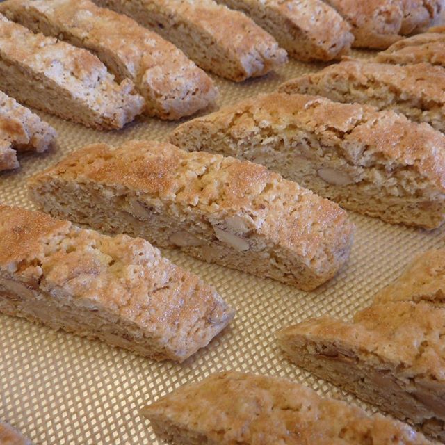 Let know if you need biscotti; I&rsquo;m baking this week! #biscotti #madewithlove #cottagebakery