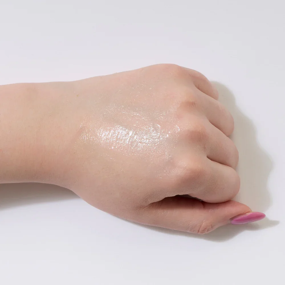 2_Exfoliating_Gel_texture_Shot.png.webp