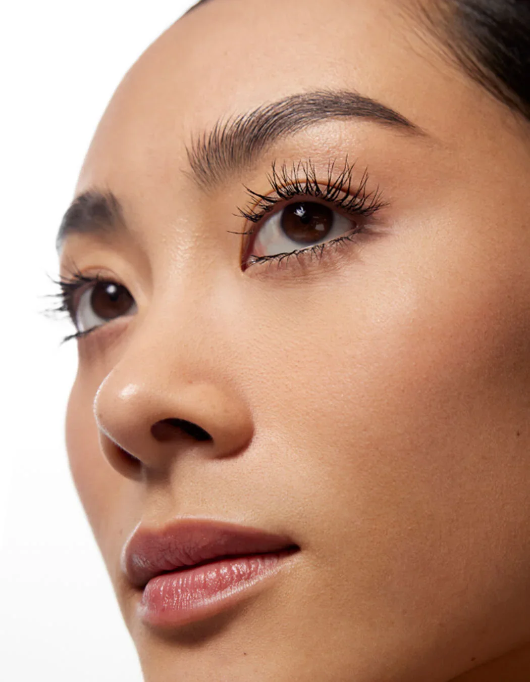 PDP-Summer-Promo-2025-Lash-Collection-model.jpg.webp