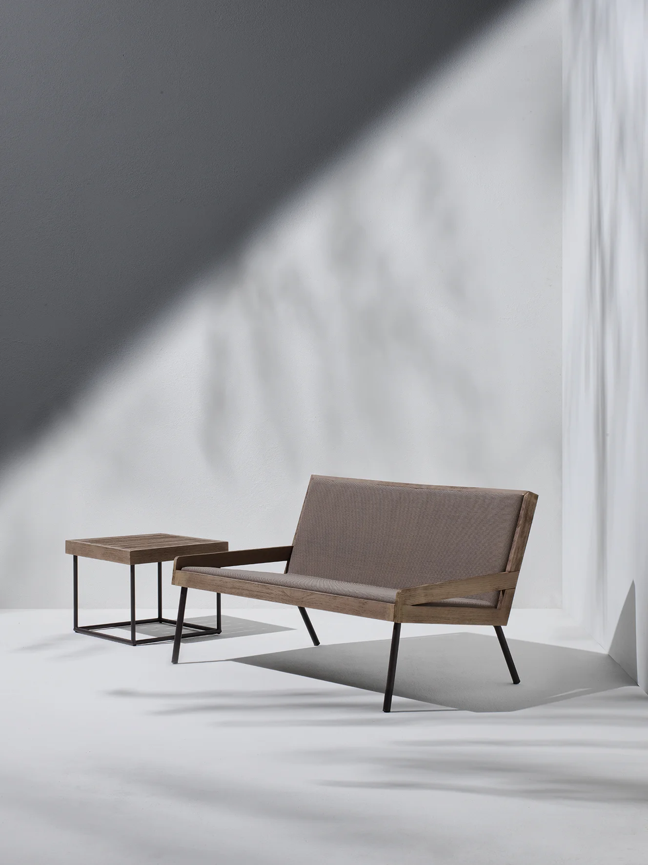 A_Urban_Sofa_MAxGardone.jpg