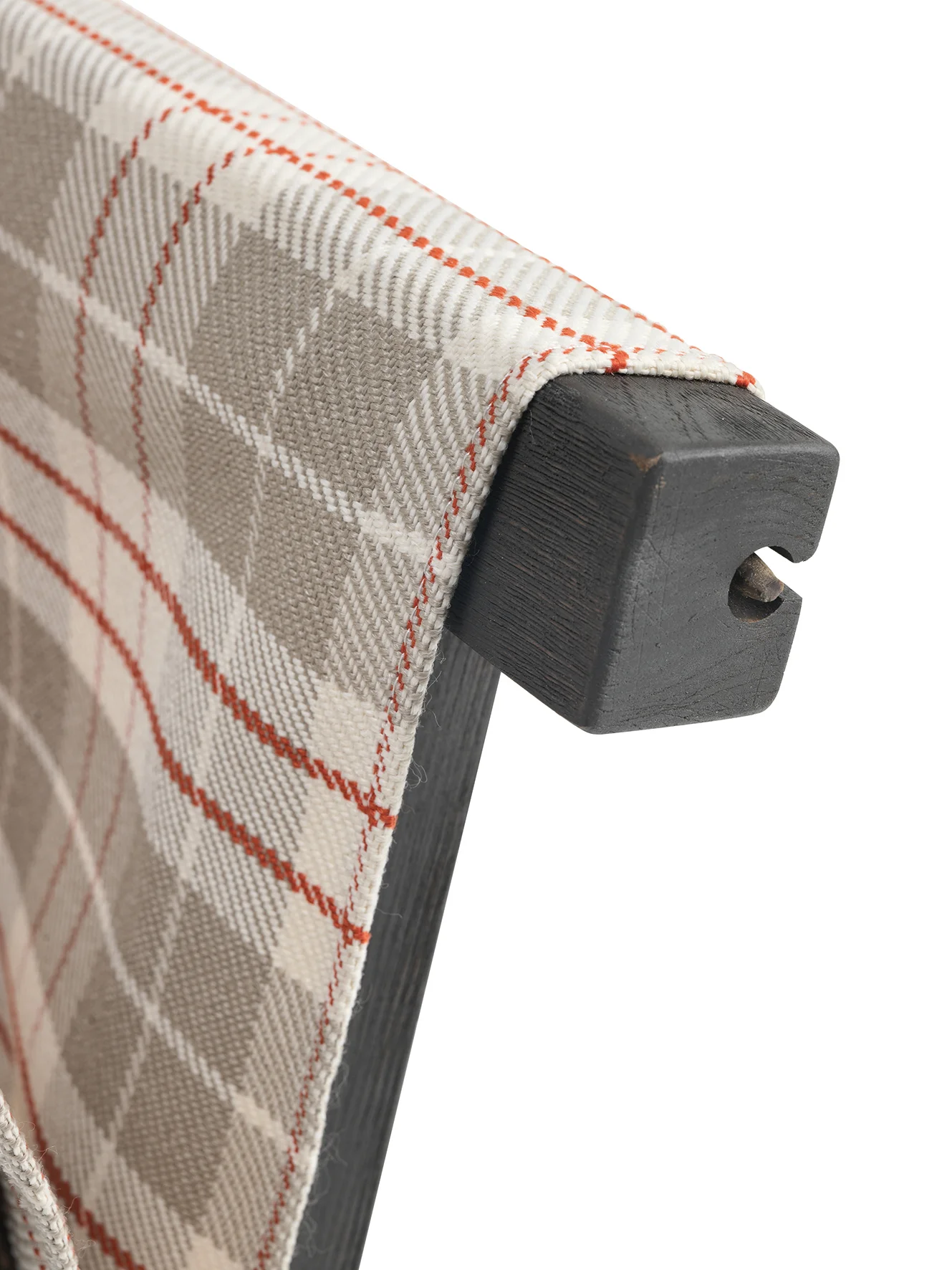 Elit_Chocolate_Dedar_PlaidBeige_detail.jpg