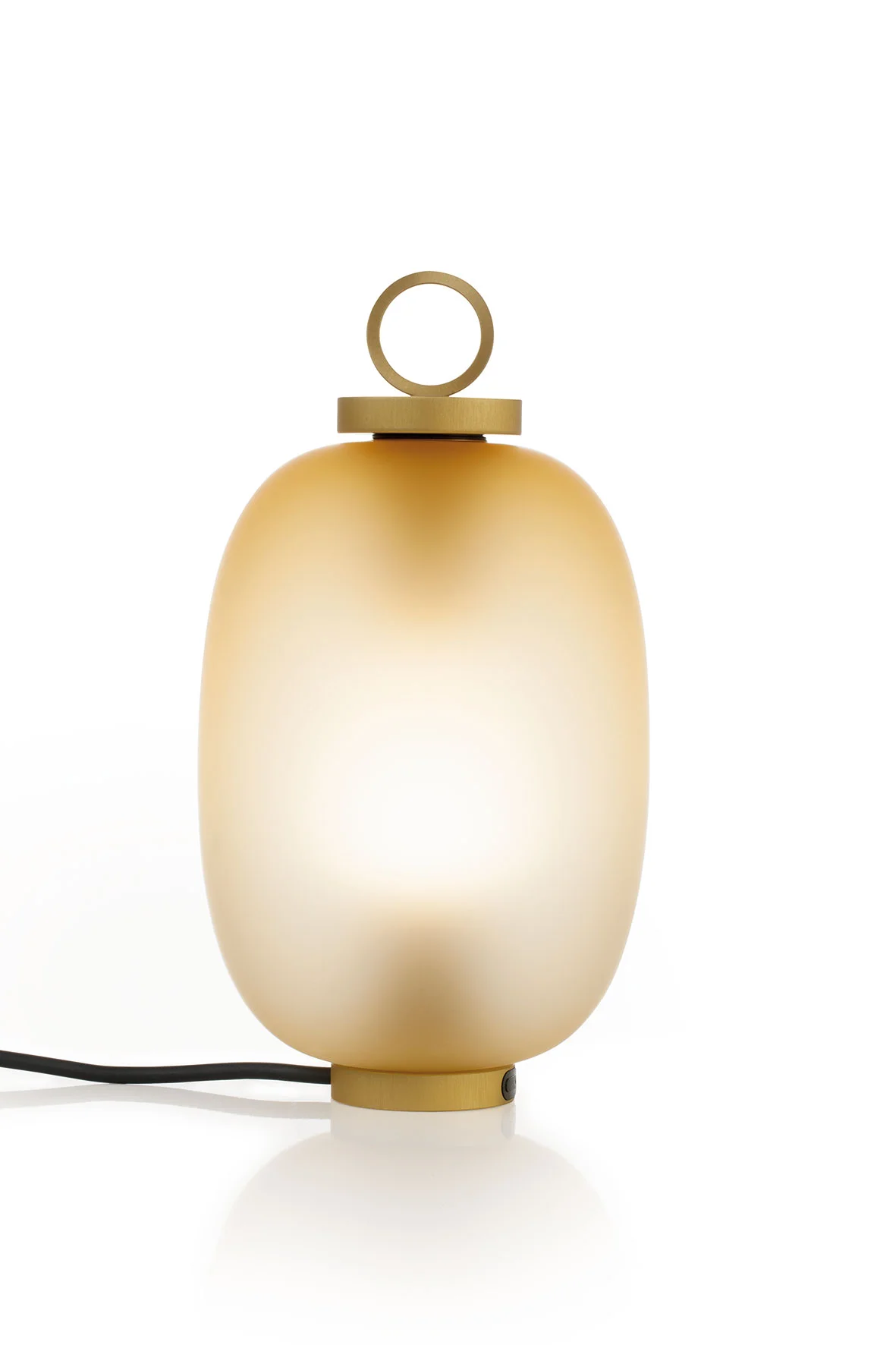 Lucerna_bressplated_ae_amber_wired_2019.jpg