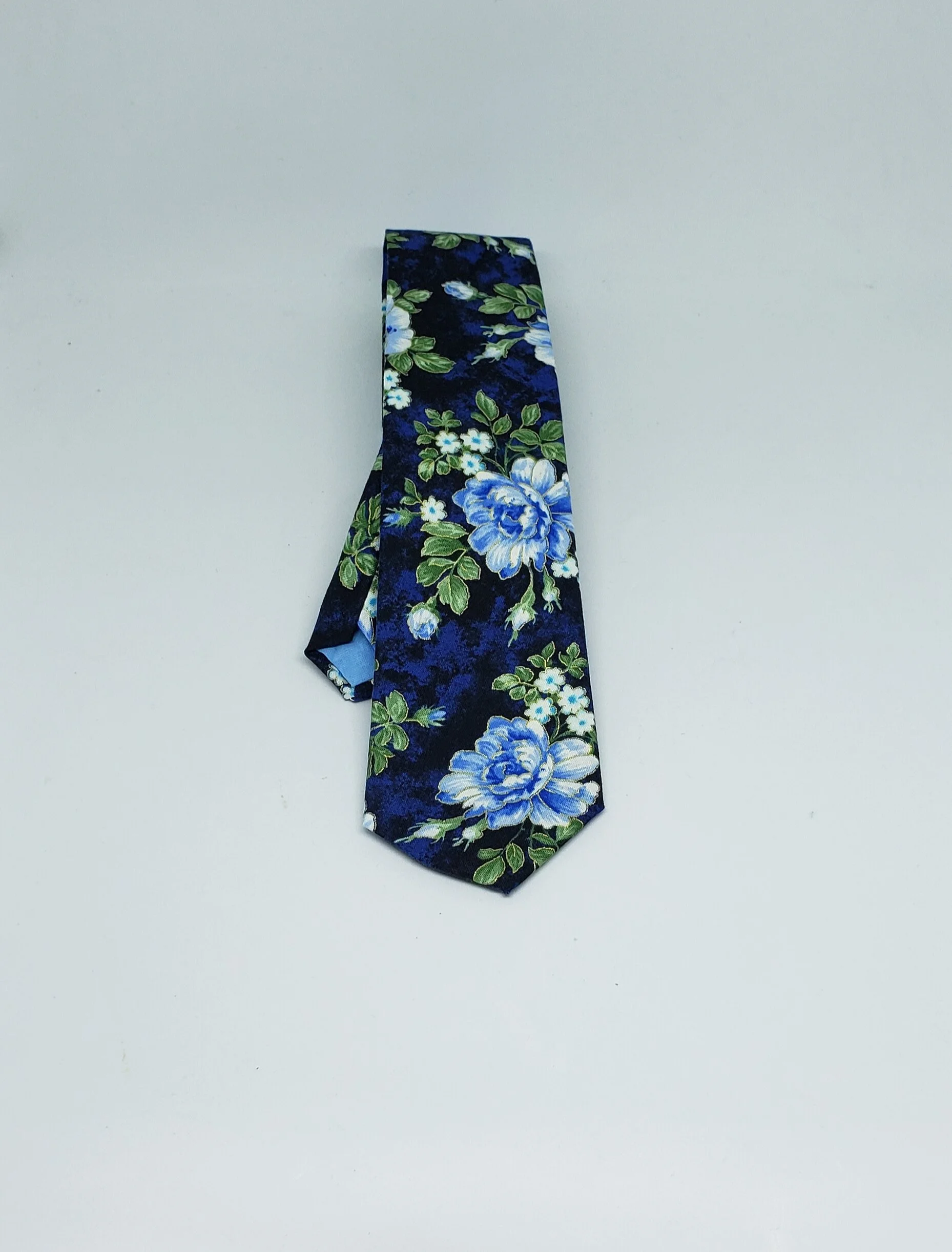 Blue Dahlia Tie