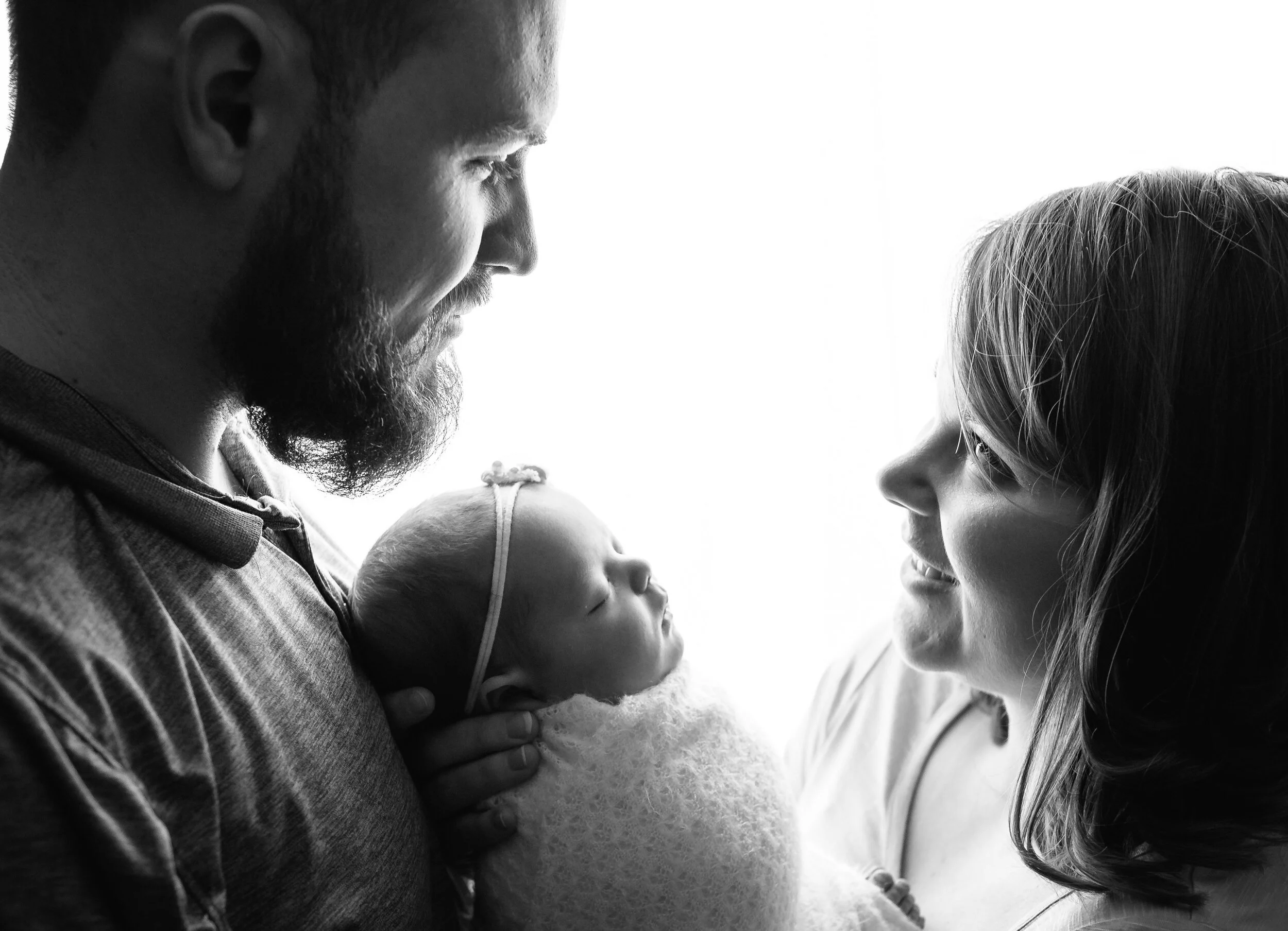 Lake St Louis, MO Maternity & Newborn Photographer