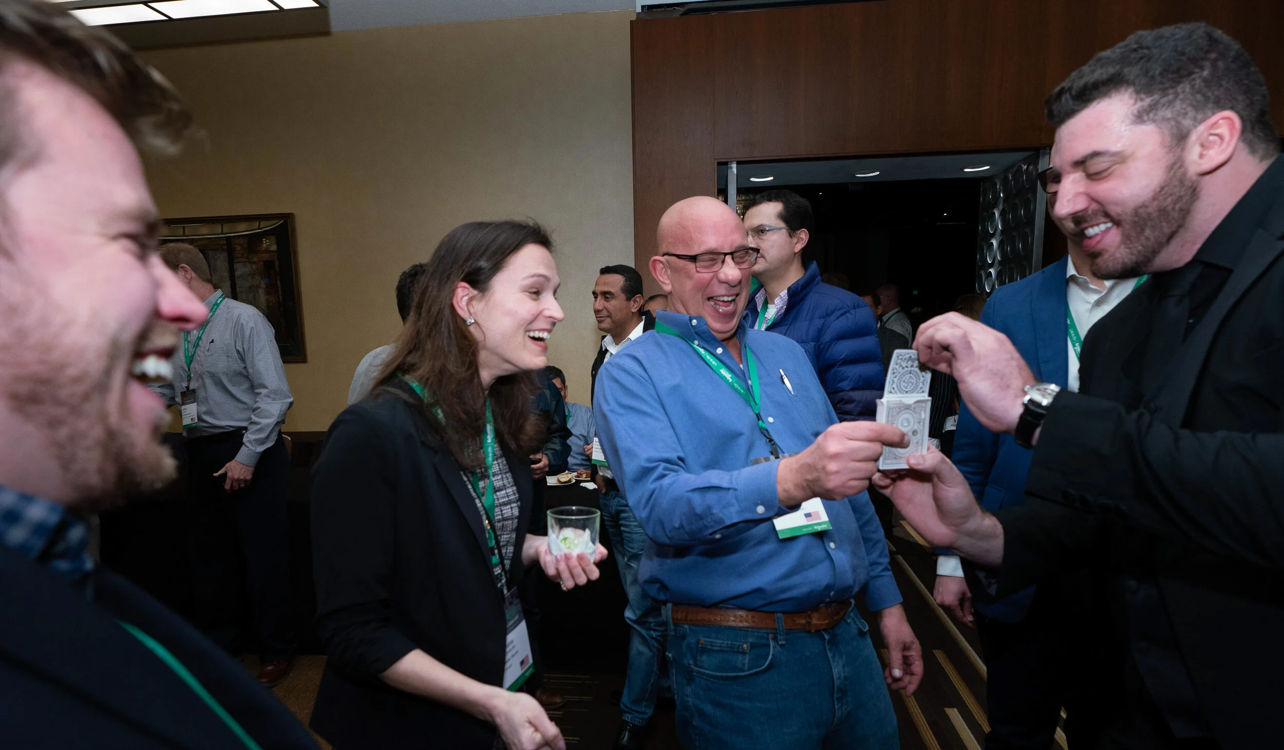 Hyatt Regency Houston Event Magician - Agustin Tash - Schneider Electric-7.jpg